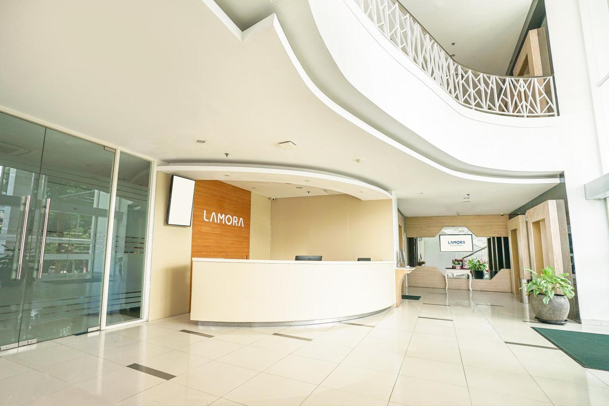 Lamora Kota Lama Surabaya Exterior photo