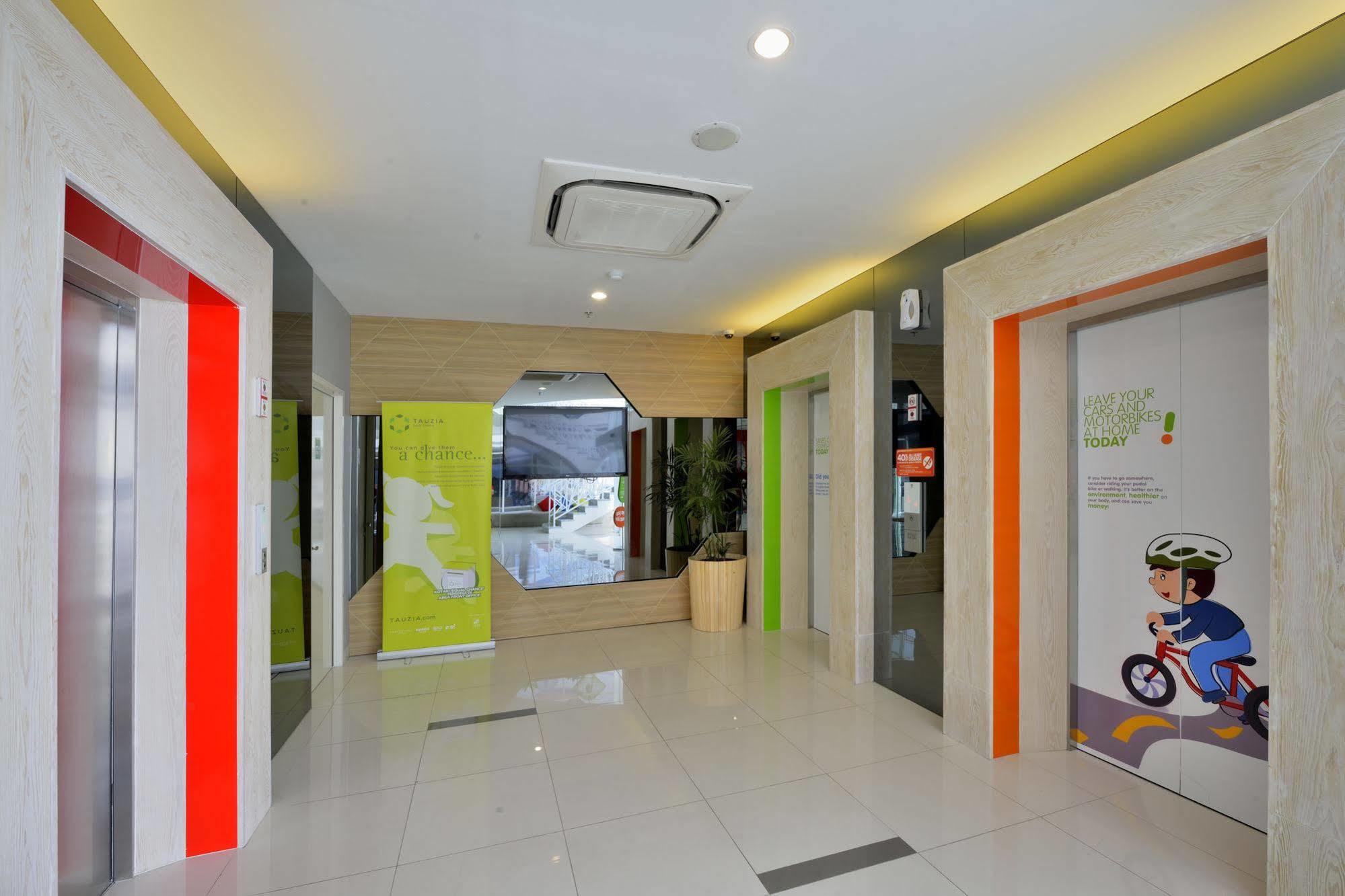 Lamora Kota Lama Surabaya Exterior photo